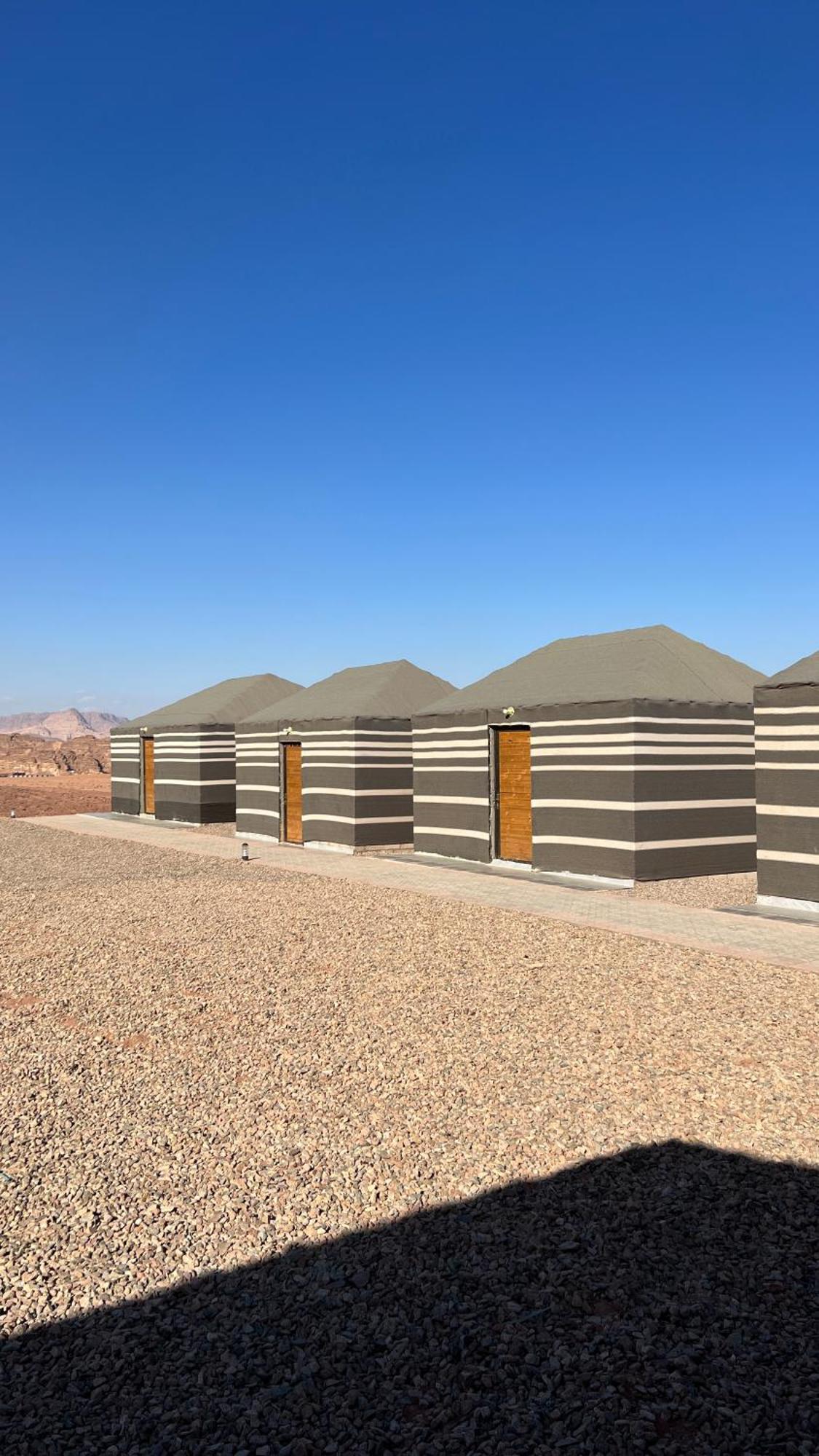 Sunlight Camp Apartment Wadi Rum Ngoại thất bức ảnh