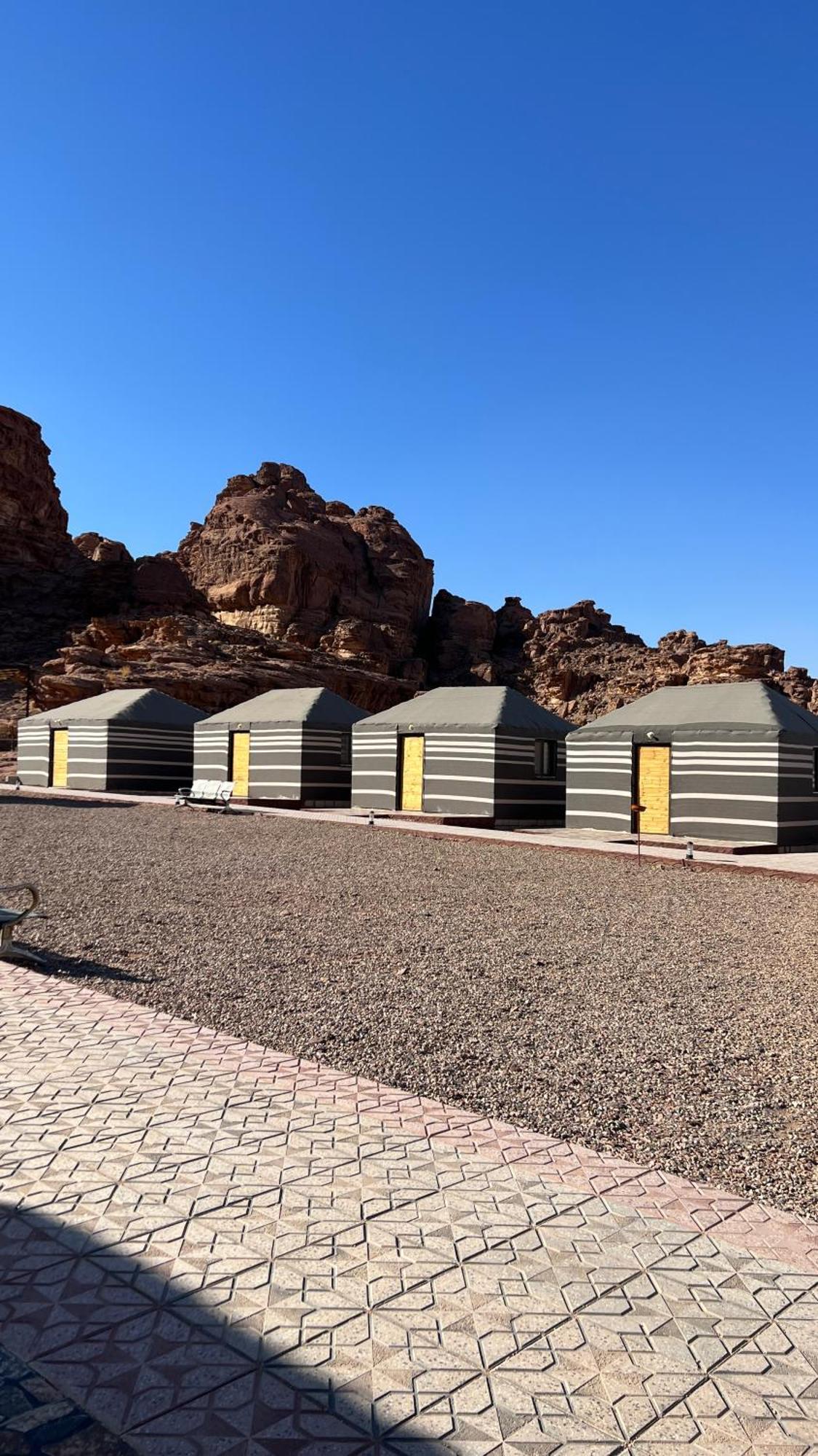 Sunlight Camp Apartment Wadi Rum Ngoại thất bức ảnh